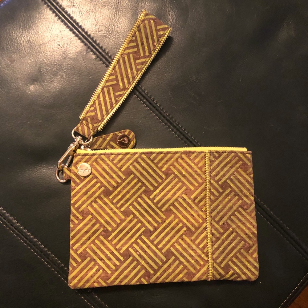 Wristlet